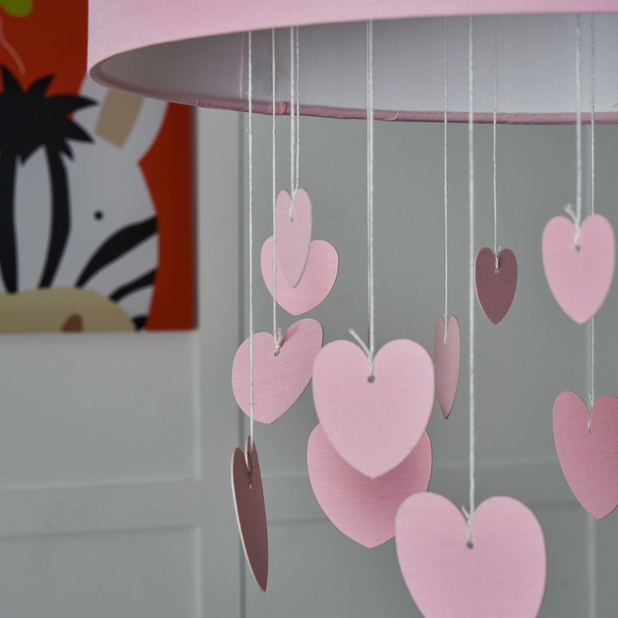Moria Hearts Mobile Shade Pink