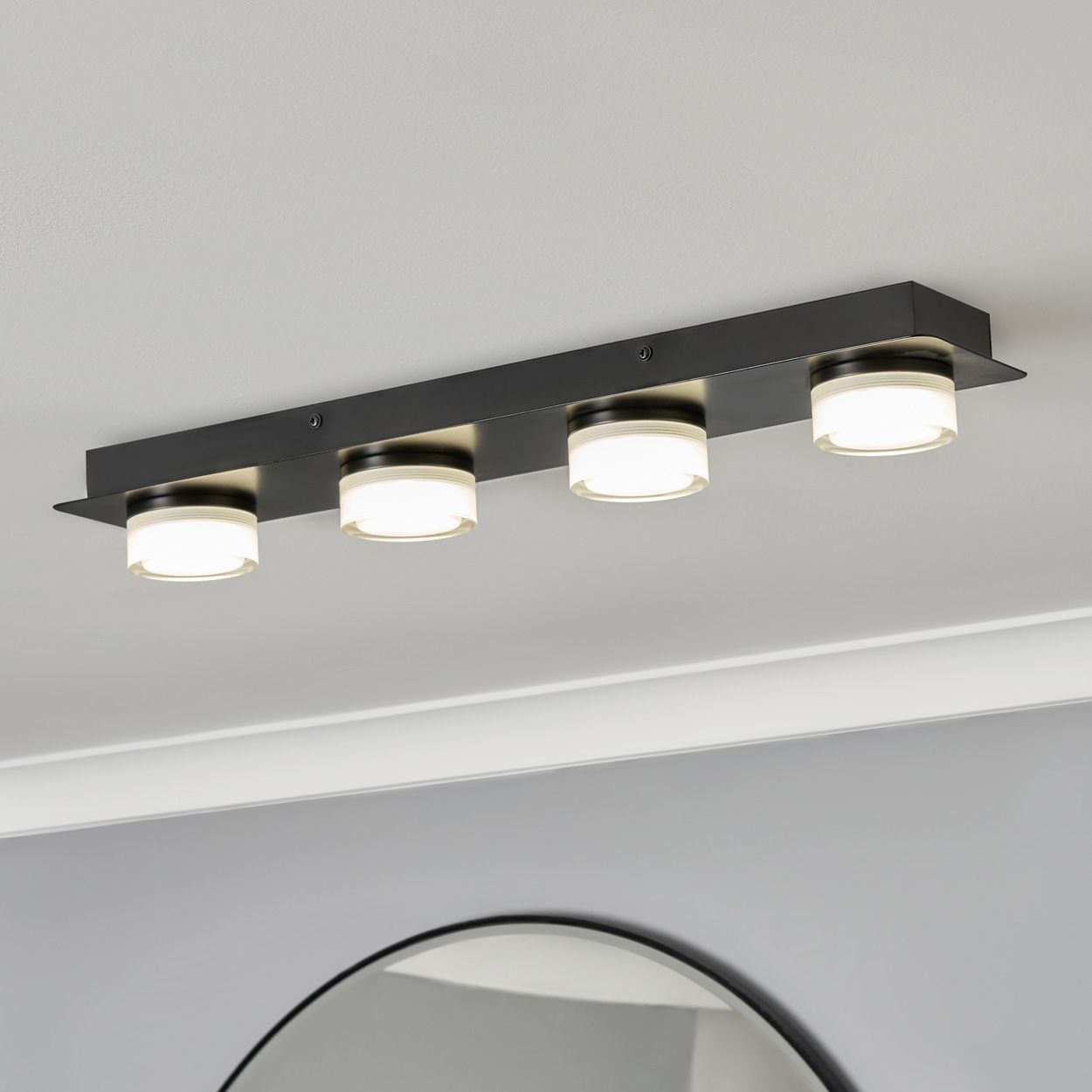 Sena 4 Bar Led Flush Black