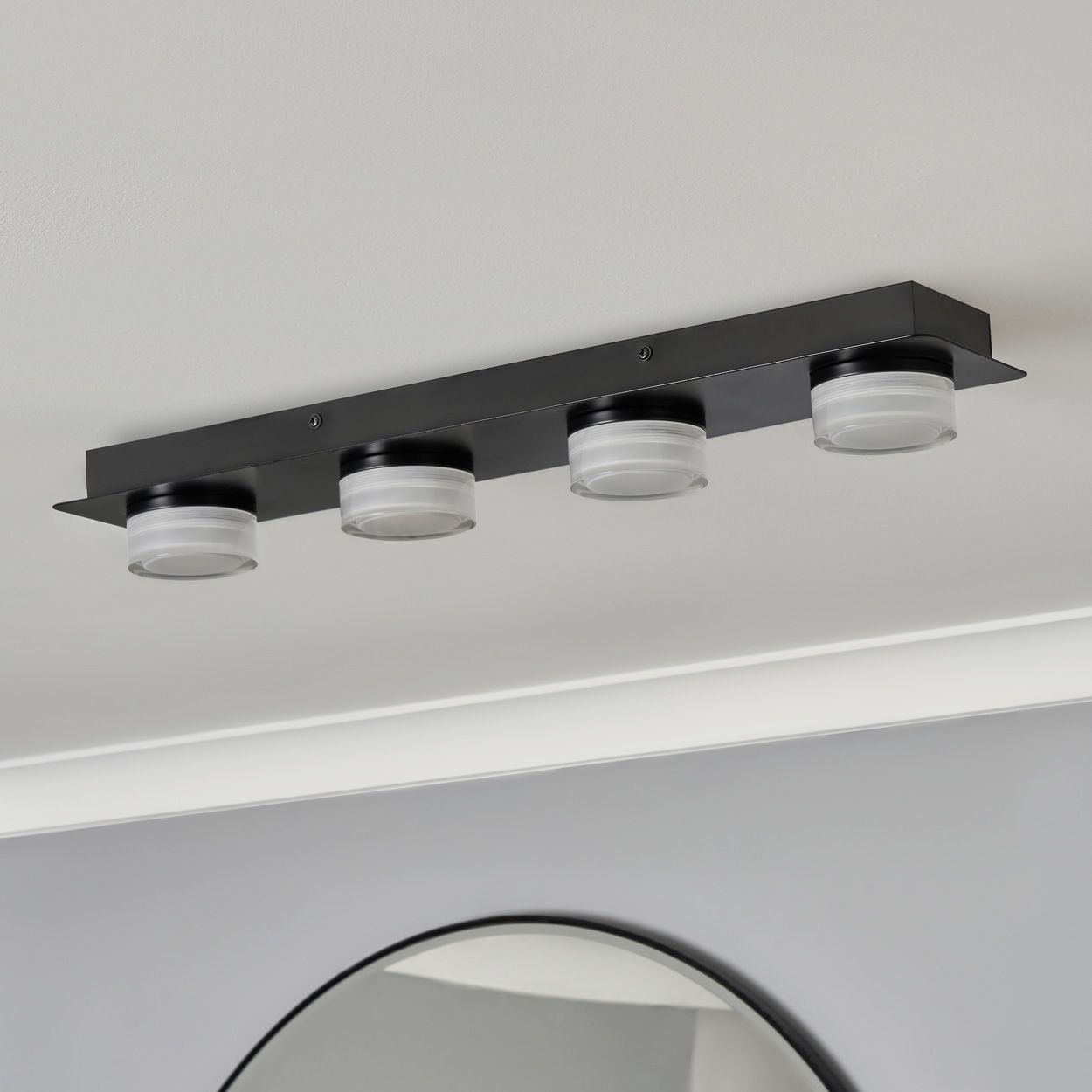 Sena 4 Bar Led Flush Black