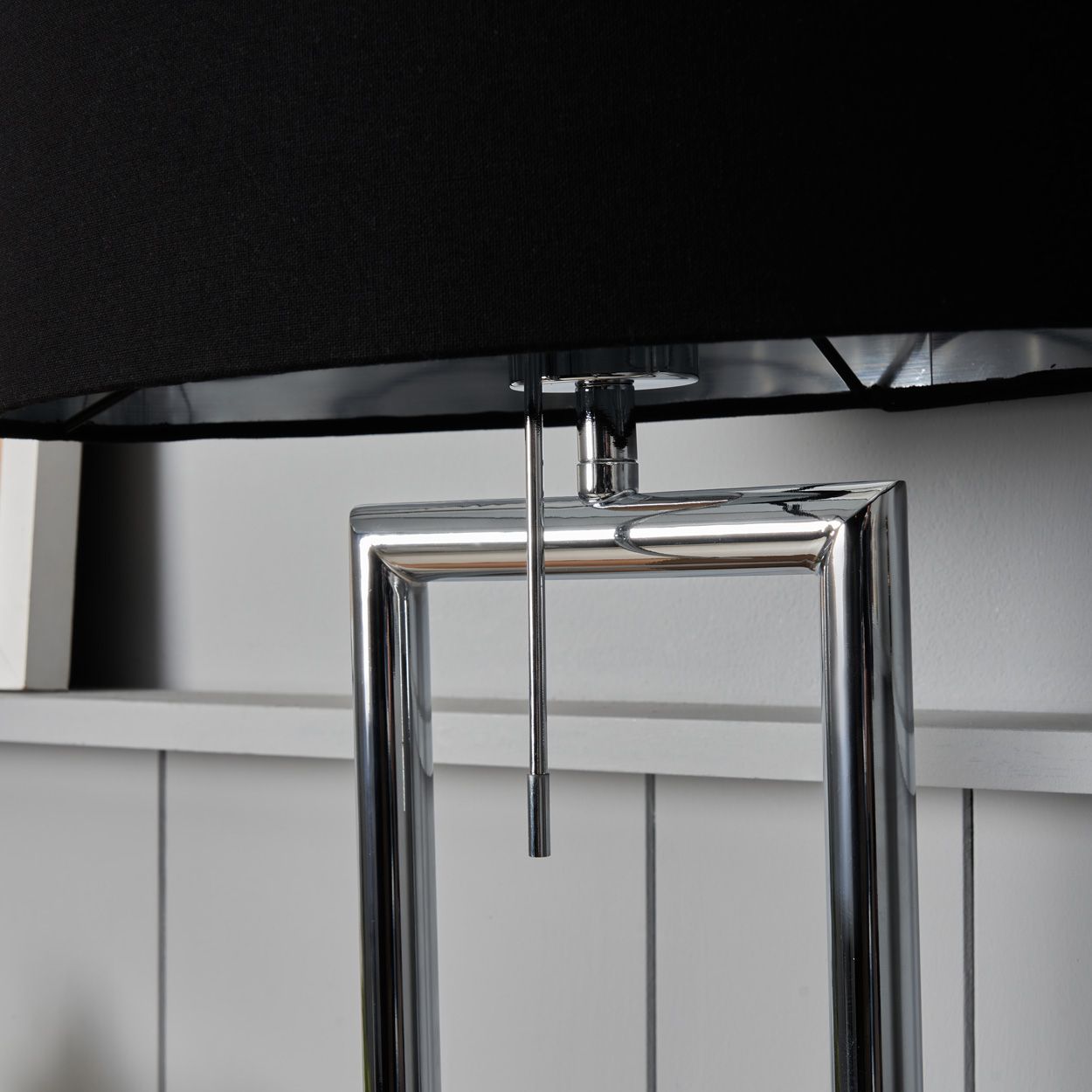 Lonton Hotel Floor Lamp Chrome