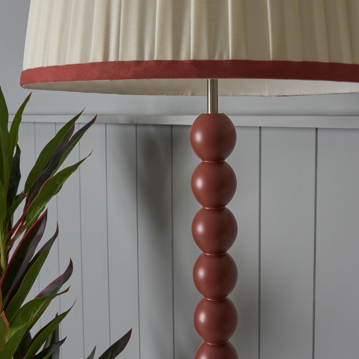 Luthern Spindle Floor Lamp Natural