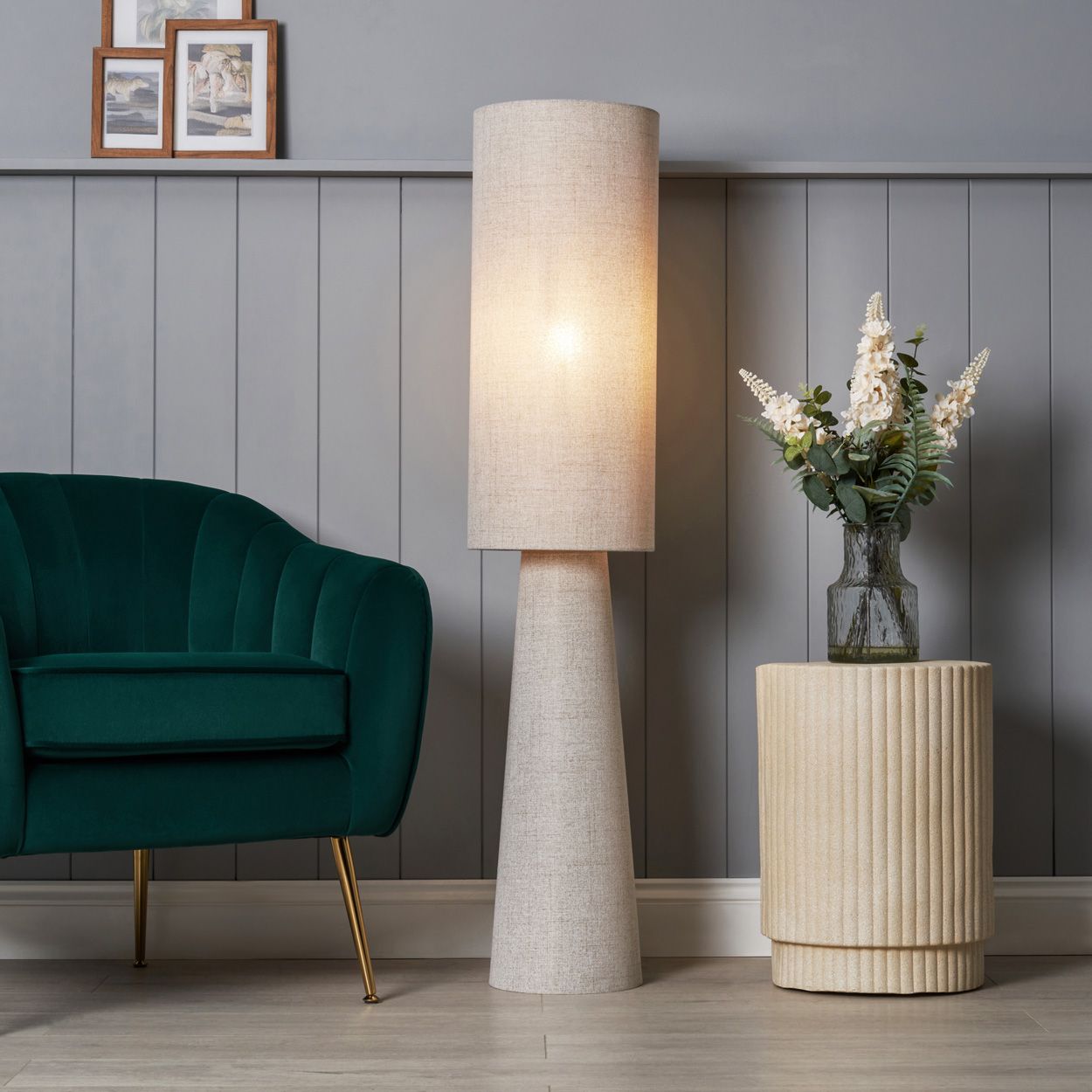 Canillo White Metal Floor Lamp