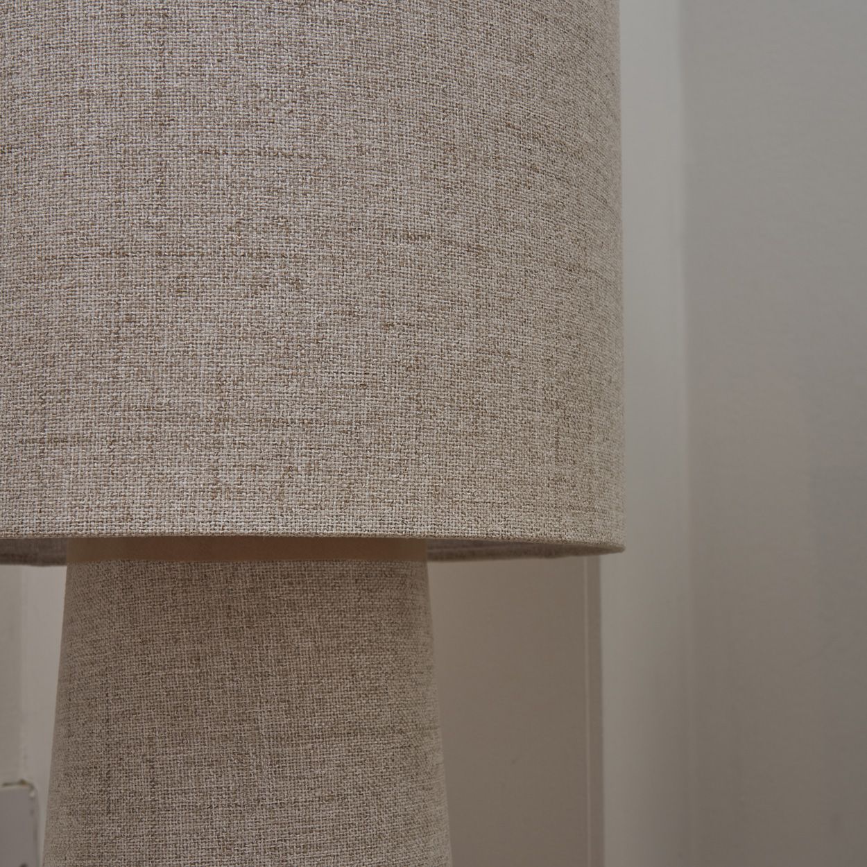 Canillo White Metal Floor Lamp