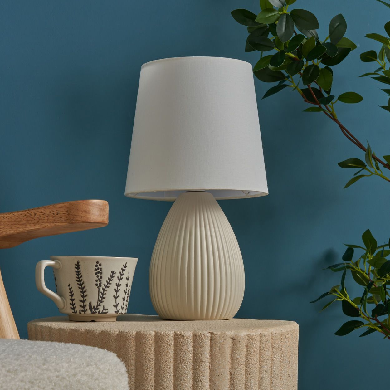 Delph Ceramic Table Lamp Cream