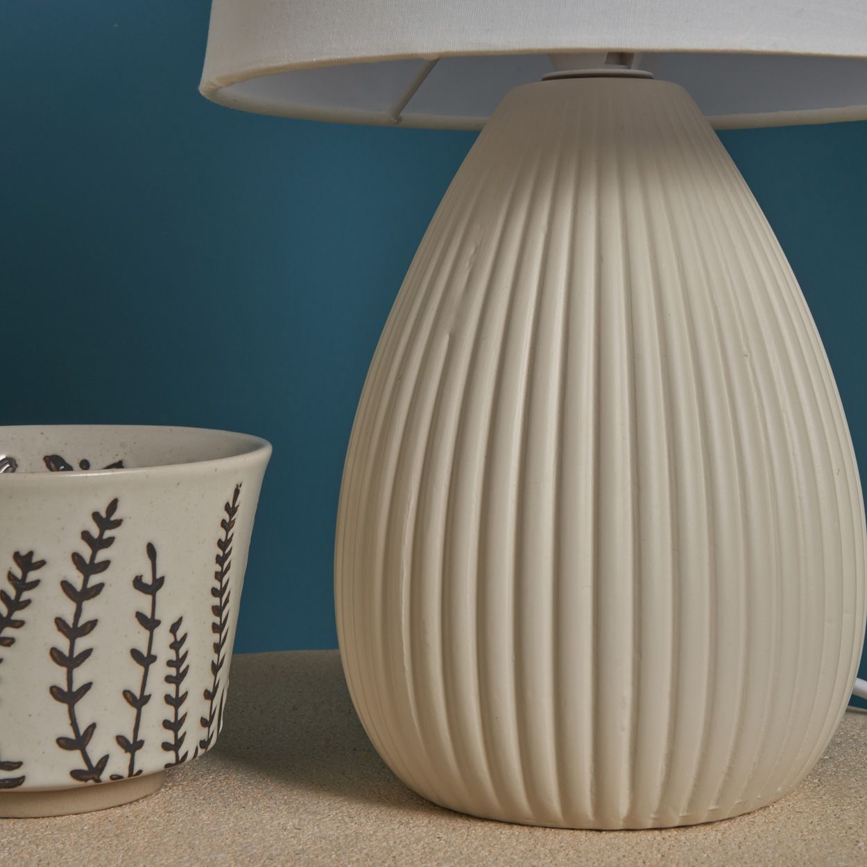 Delph Ceramic Table Lamp Cream