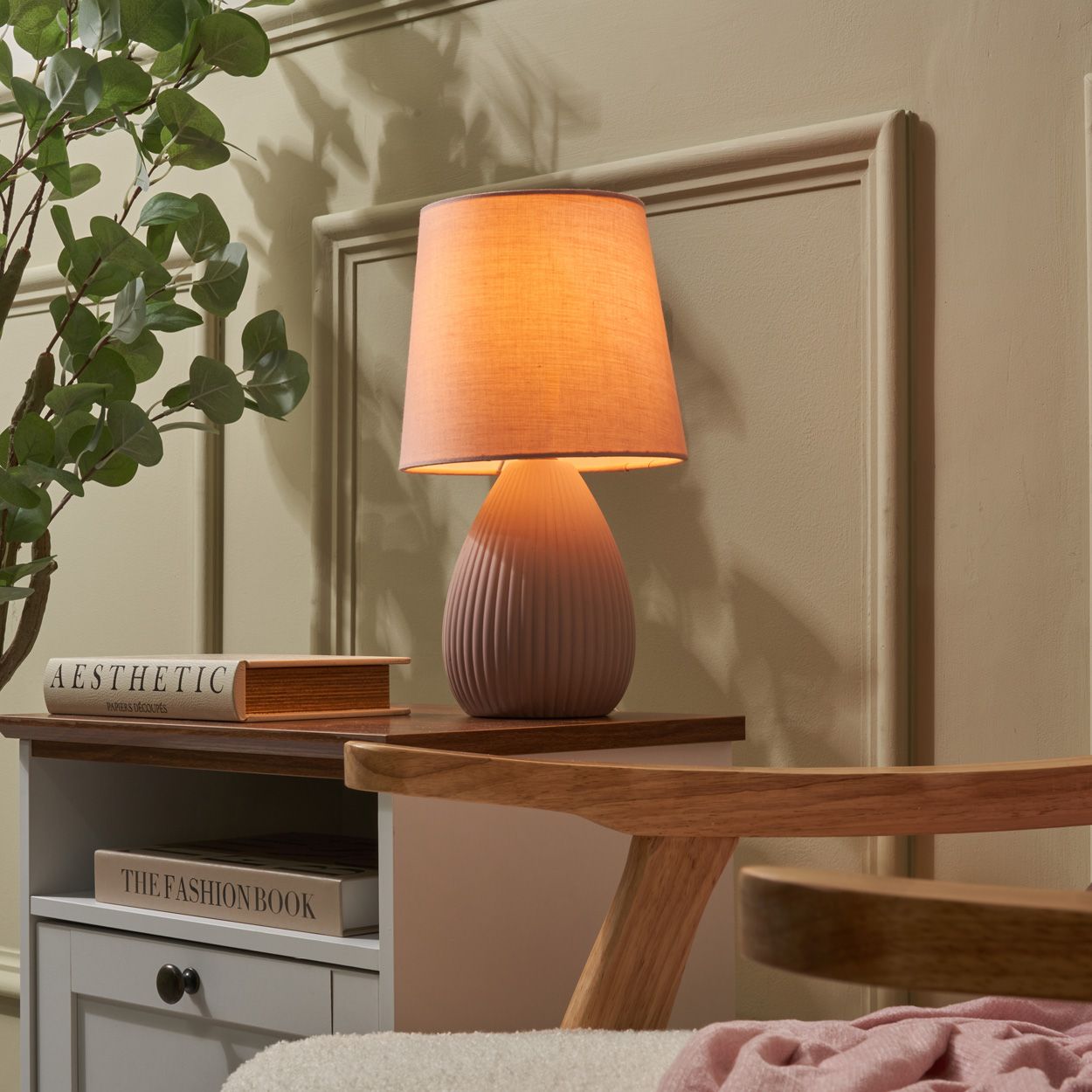 Delph Ceramic Table Lamp Dusty Pink