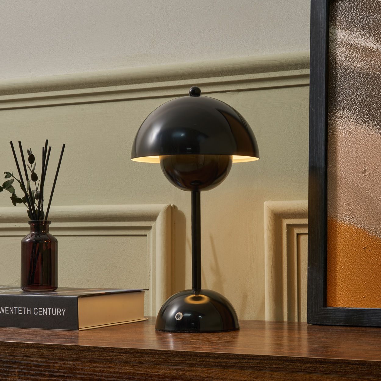 Emsford Rechargeable Table Lamp Black