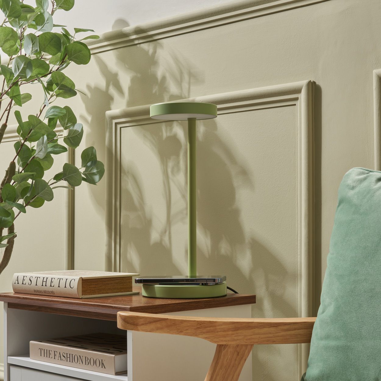Enburg Wireless Charging Table Lamp