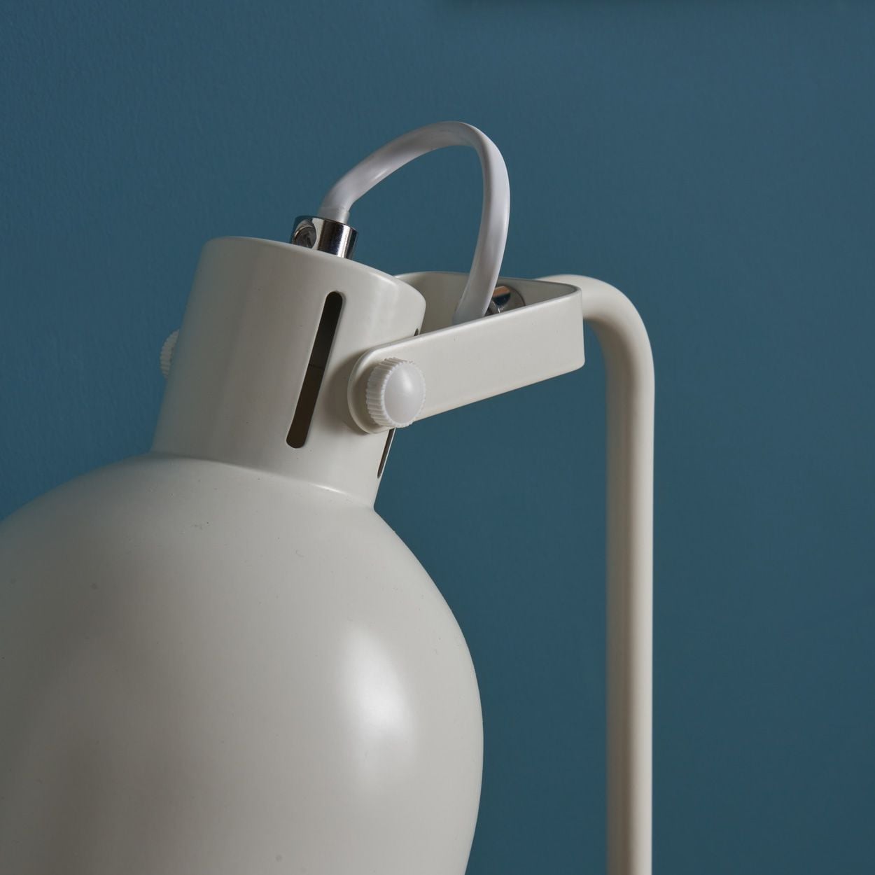 Emmeth Task Lamp White