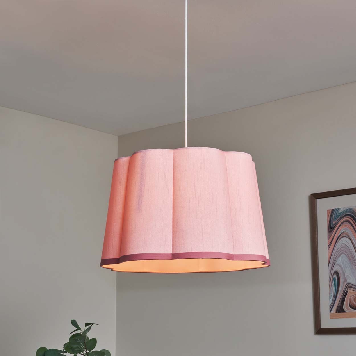 Langley Scalloped Shade Dusty Pink