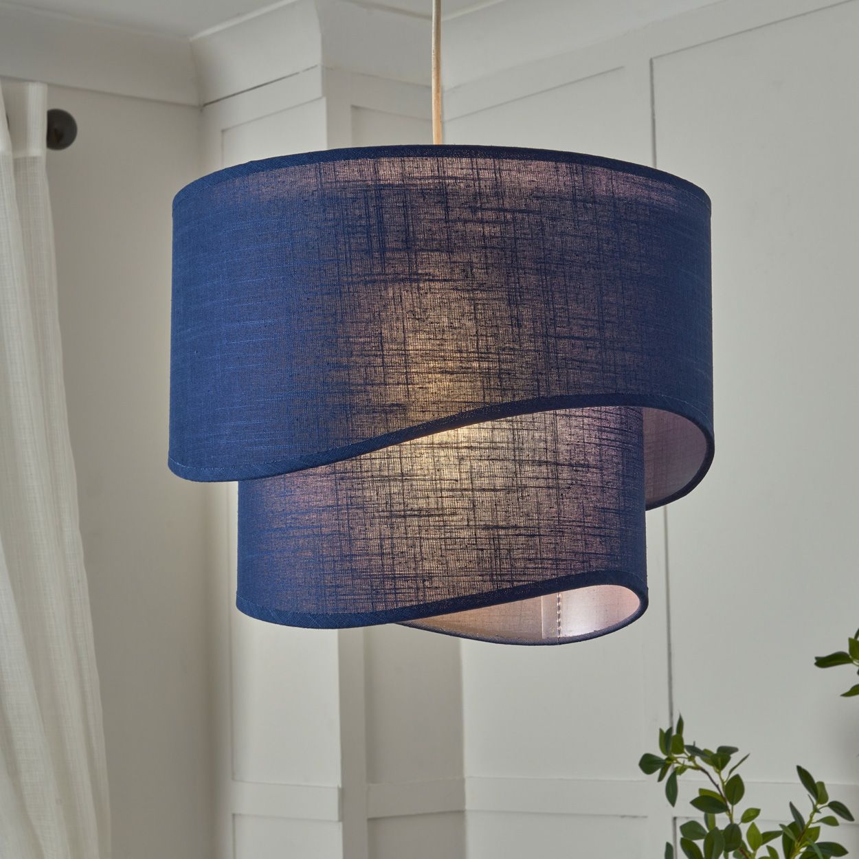 Holmes Wavey 2 Tier Shade Navy