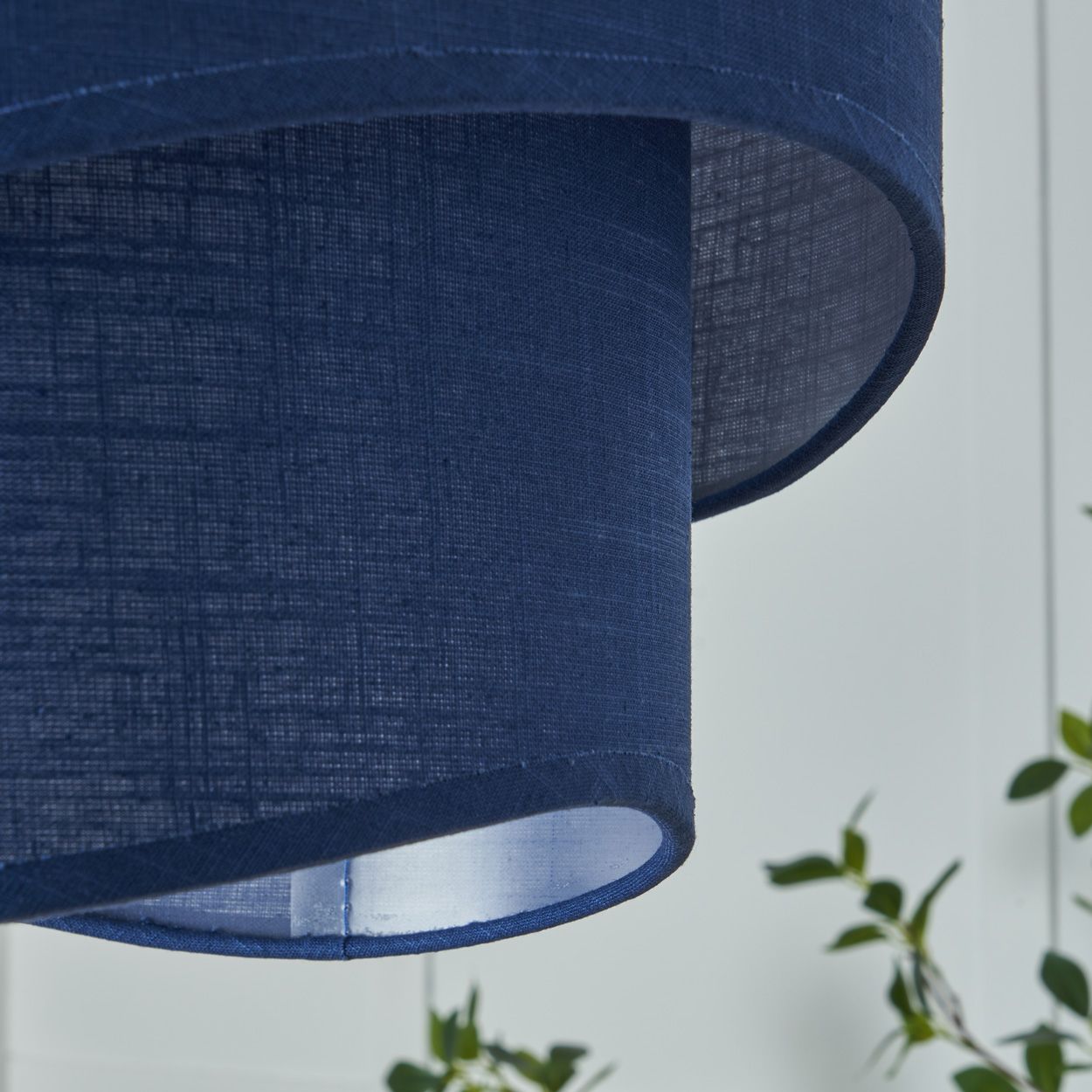 Holmes Wavey 2 Tier Shade Navy