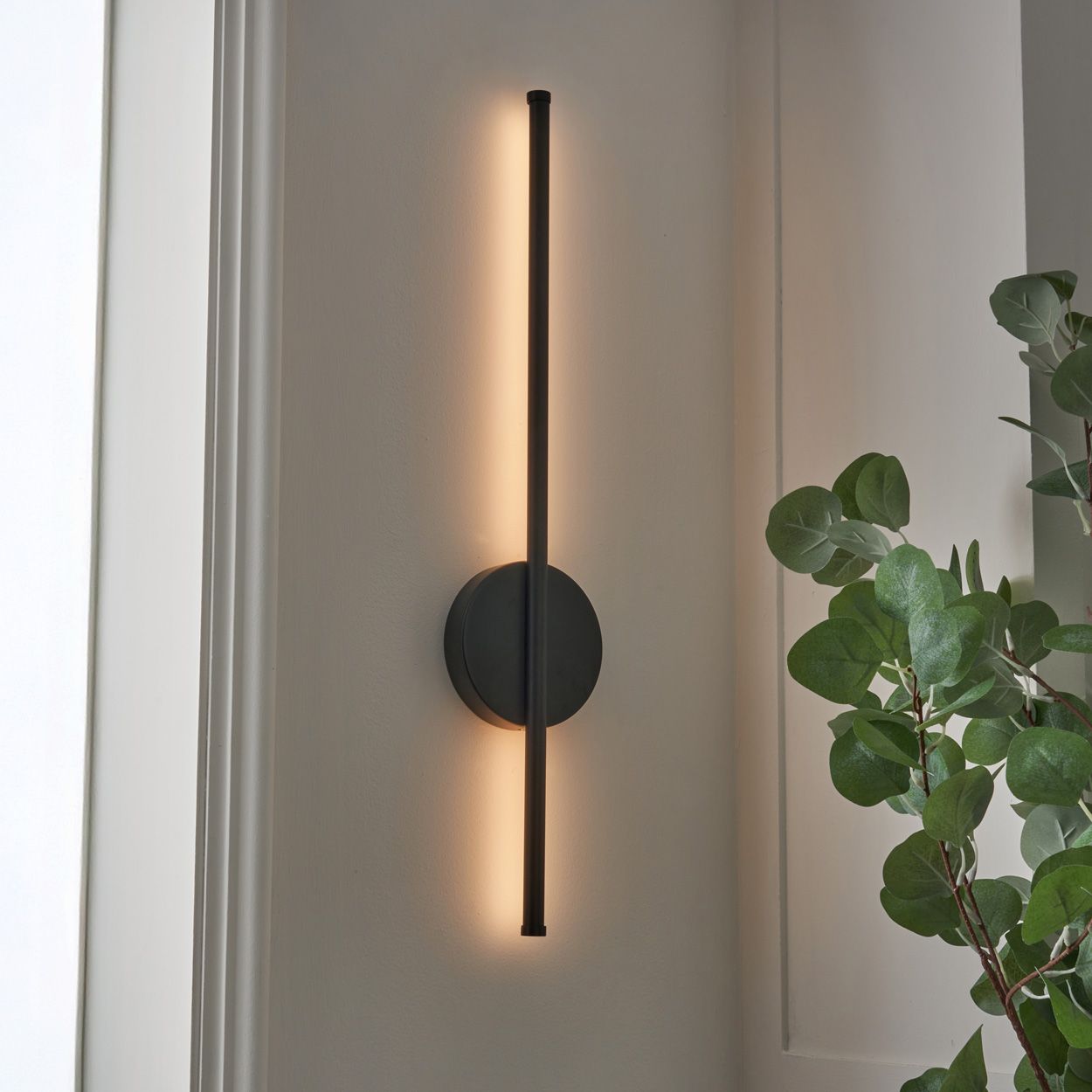 Barnby Usb-C Rechargeable Wall Light Black