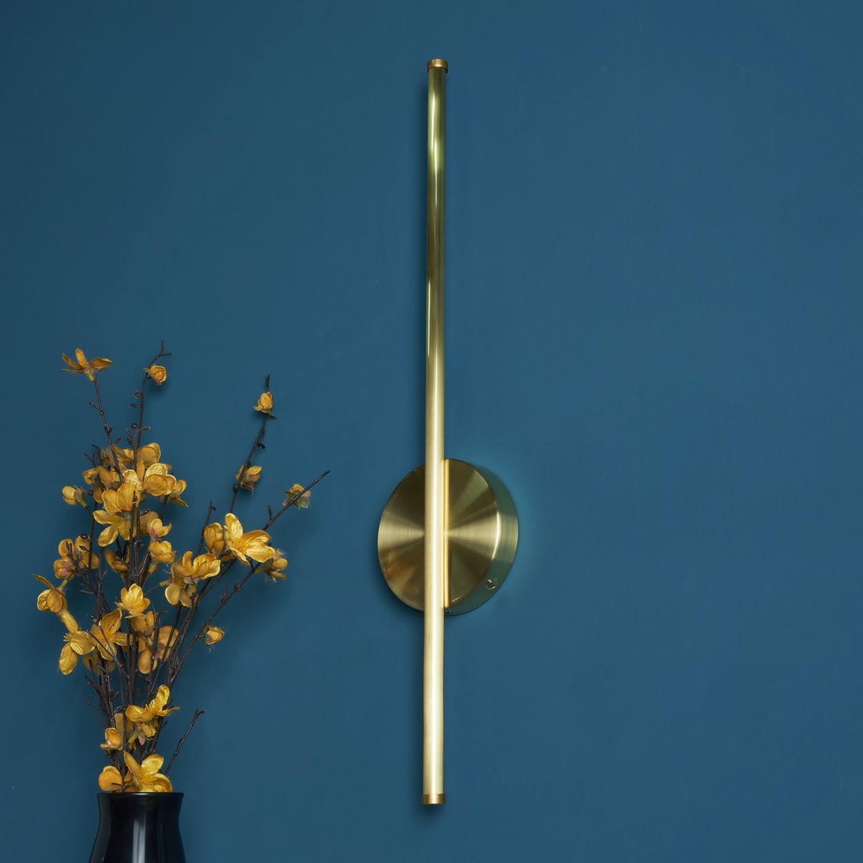 Barnby Usb-C Rechargeable Wall Light Brass