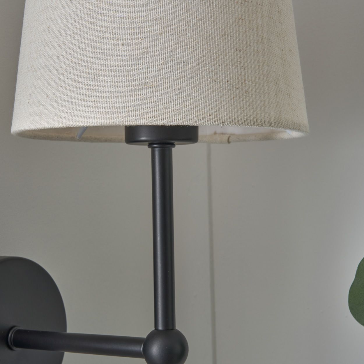 Austell Usb-C Rechargeable Shaded Wall Light Black