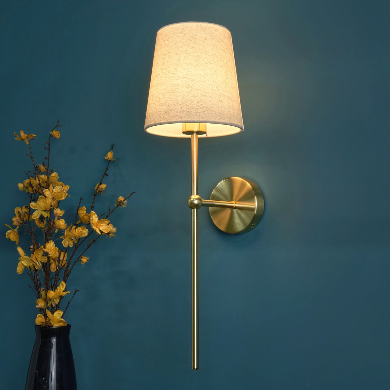 Austell Usb-C Rechargeable Shaded Wall Light Brass