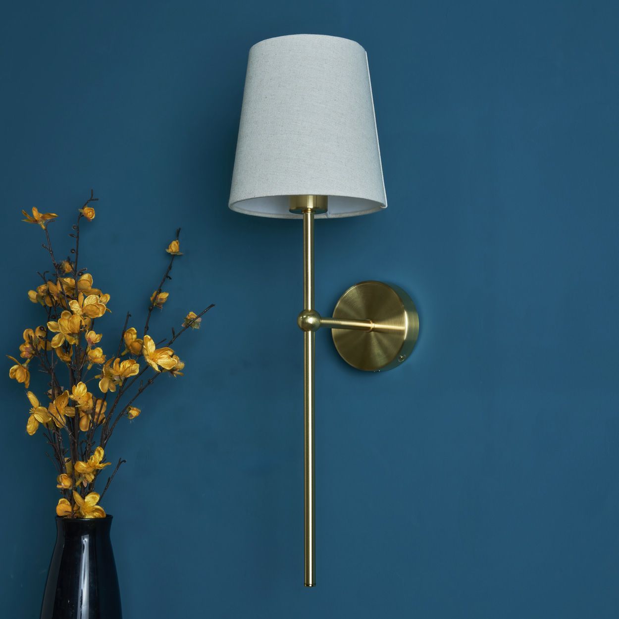 Austell Usb-C Rechargeable Shaded Wall Light Brass