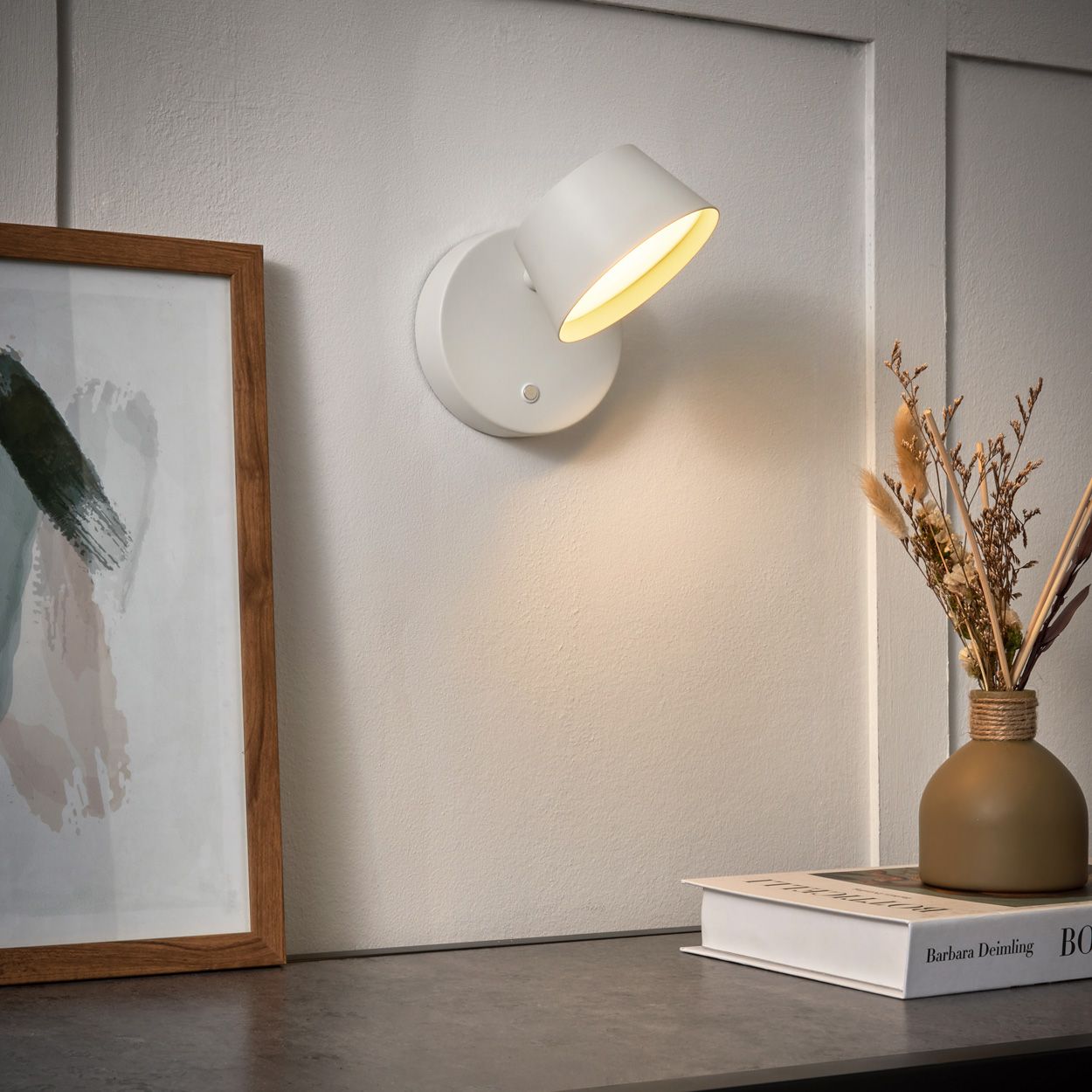 Austin Led 1.5W Cct Rechargeable Wall Light White