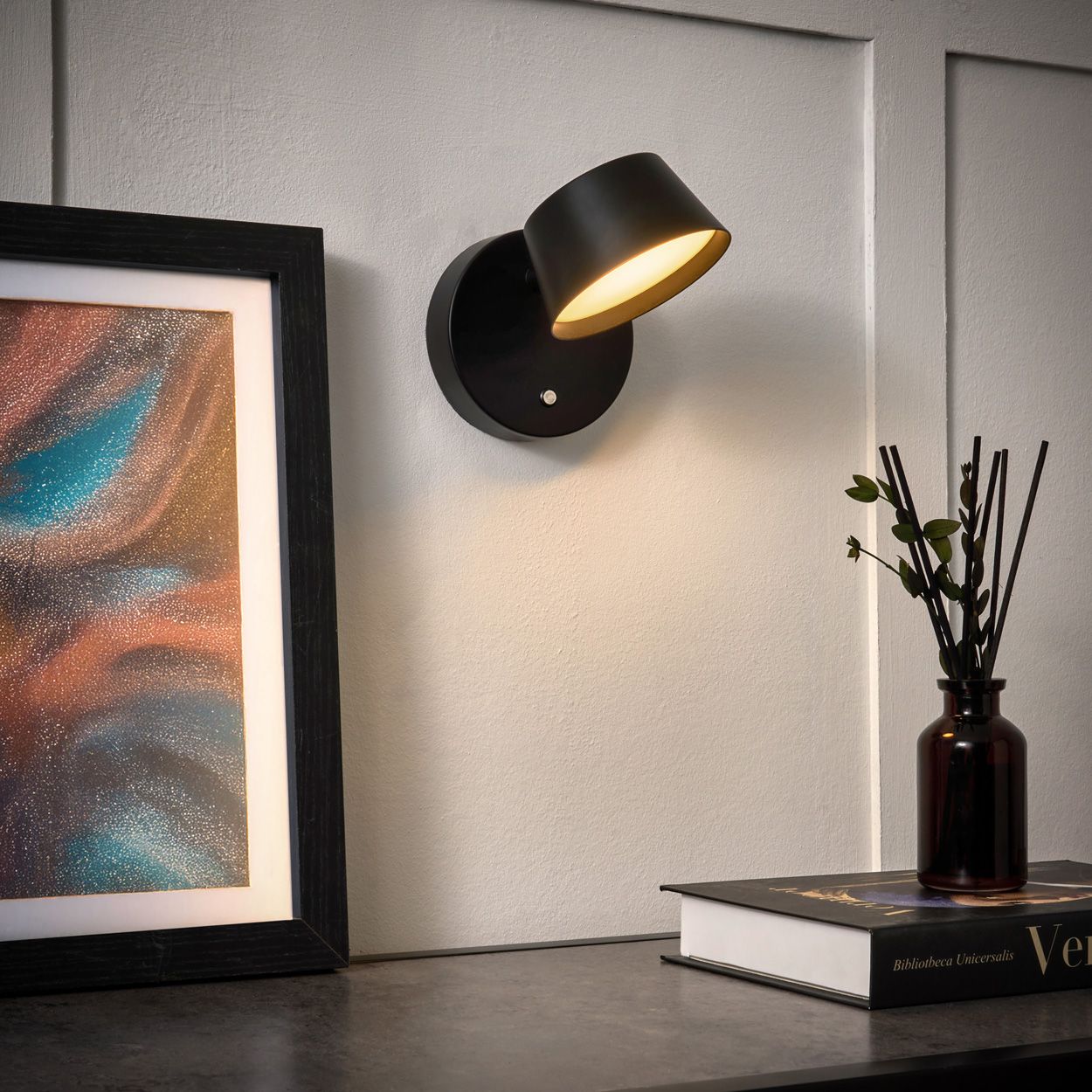 Austin Led 1.5W Cct Rechargeable Wall Light Black