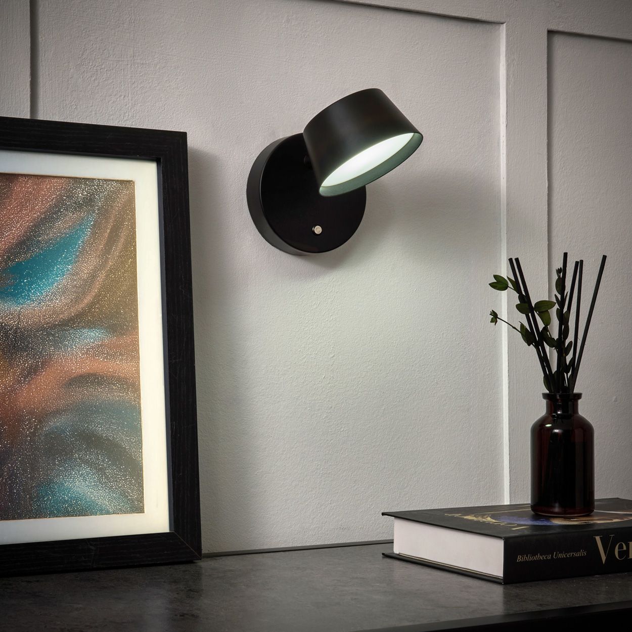 Austin Led 1.5W Cct Rechargeable Wall Light Black