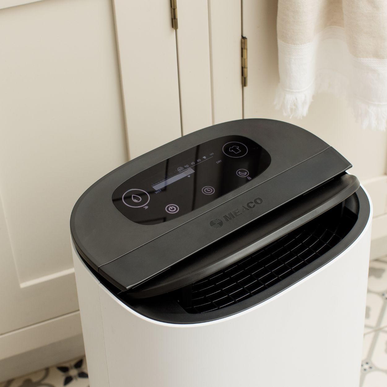 MeacoDry Arete Two 12L Dehumidifier / Air Purifier