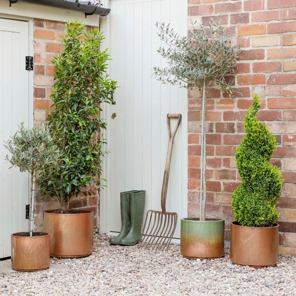 Outdoor Hazelton Forest Copper Planter H27 D31