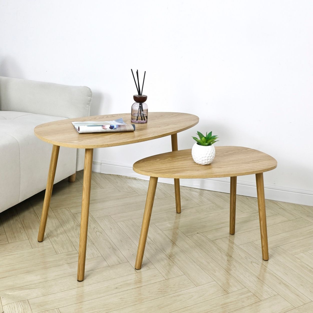 Set Of 2 Side Table Oak Effect