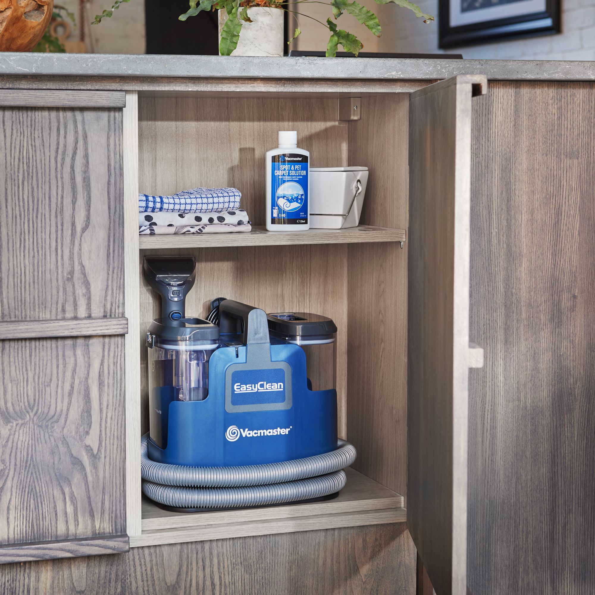 Vacmaster EasyClean Up Carpet Spot Cleaner