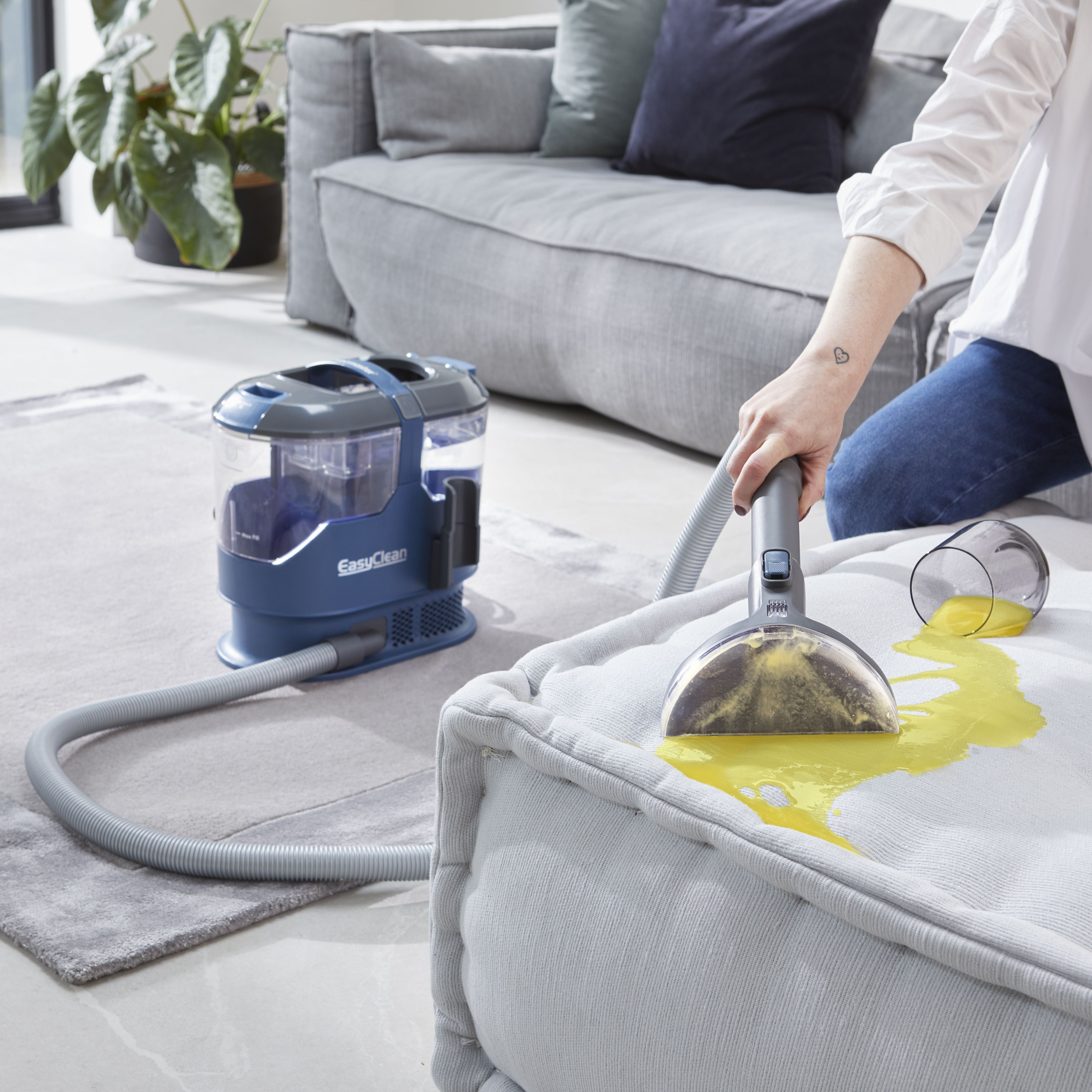 Vacmaster EasyClean Rapid Carpet Spot Cleaner