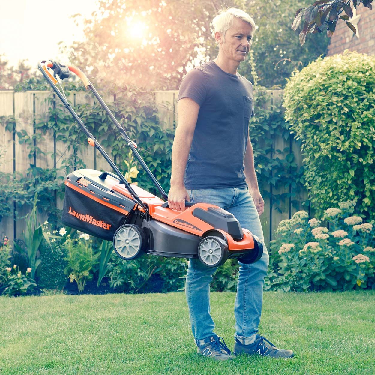 LawnMaster MX 24 34cm Lawnmower with 2 batteries and Grass Trimmer
