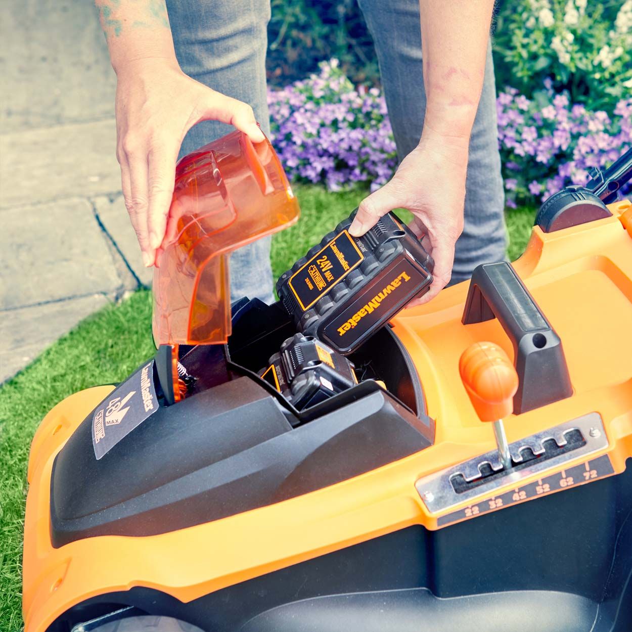 LawnMaster MX 24 41cm 48V Cordless Mower with 4 battery packs with 2 sets of batteries