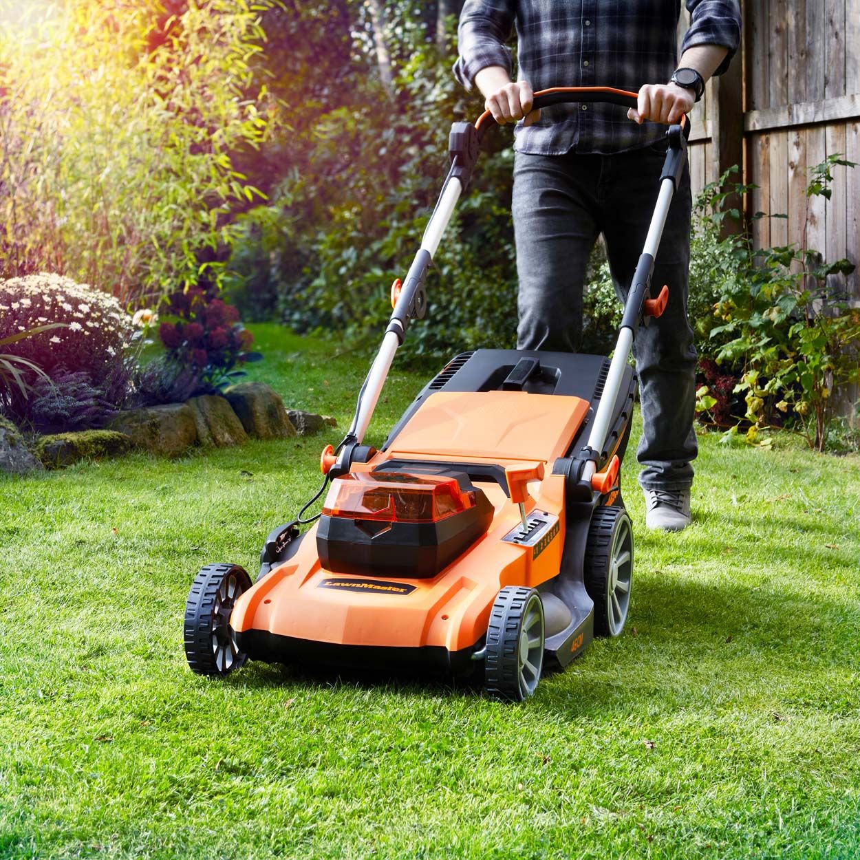 LawnMaster MX 24 46cm 48V Cordless Mower with 4 battery packs with 2 sets of batteries