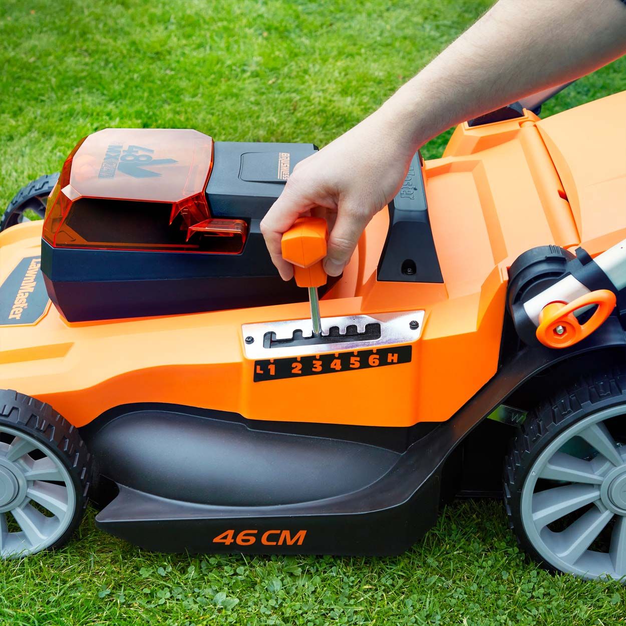 LawnMaster MX 24 46cm 48V Cordless Mower with 4 battery packs with 2 sets of batteries