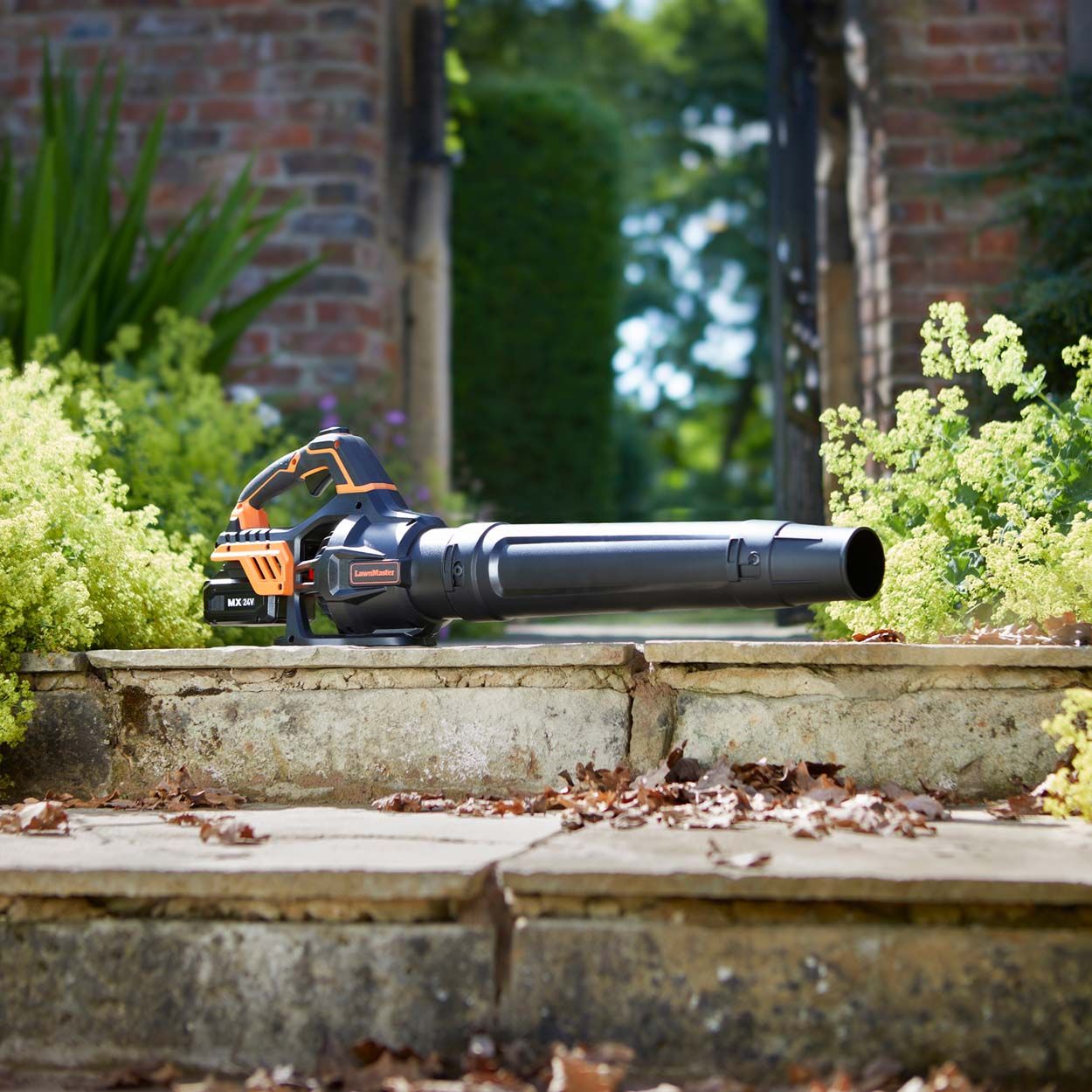 LawnMaster 24V Cordless Axial Leaf Blower