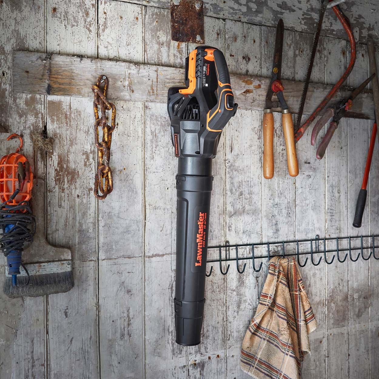 LawnMaster 48V Cordless Axial Leaf Blower