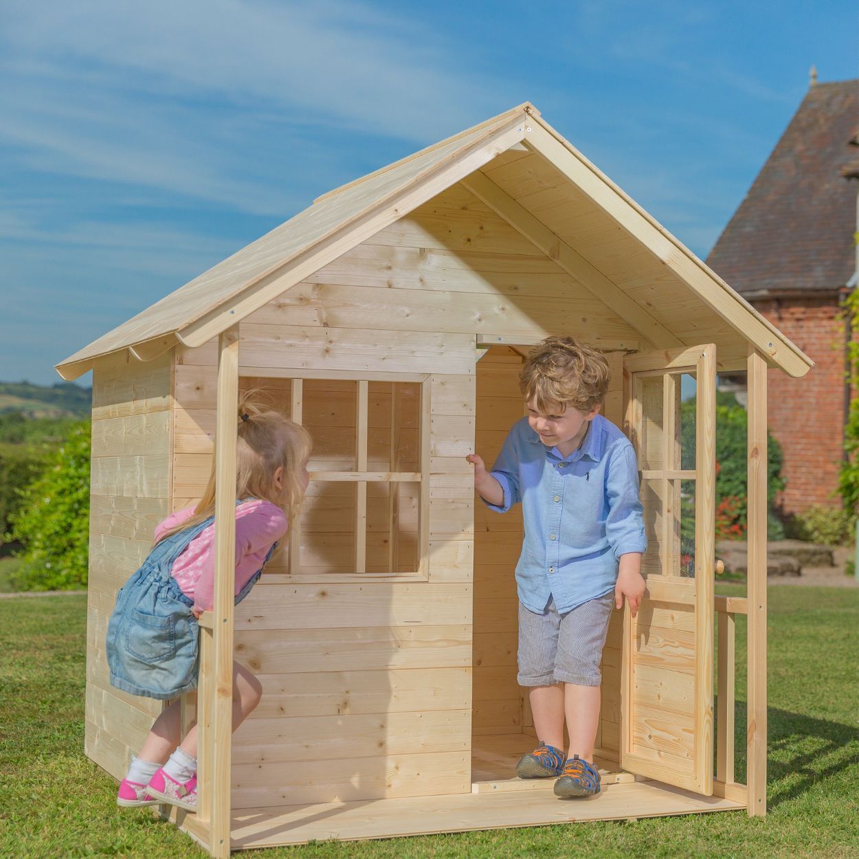 TP Forest Cabin Wooden Playhouse