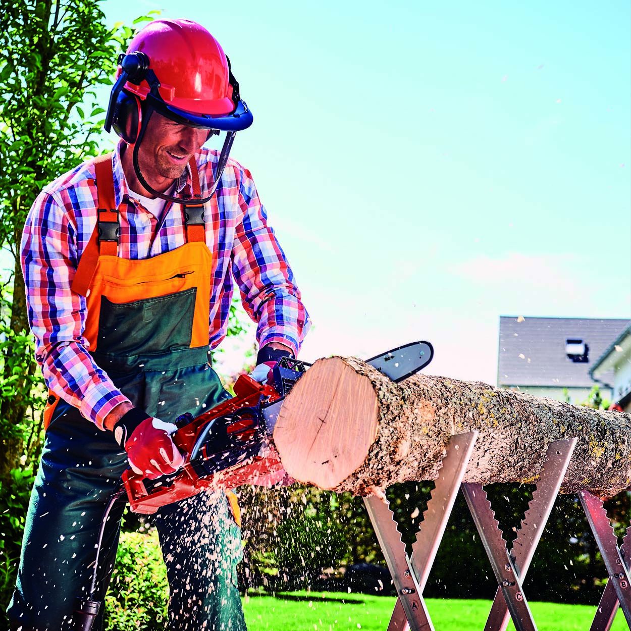 Einhell 2000W Electric Chainsaw, 40cm Cutting Length