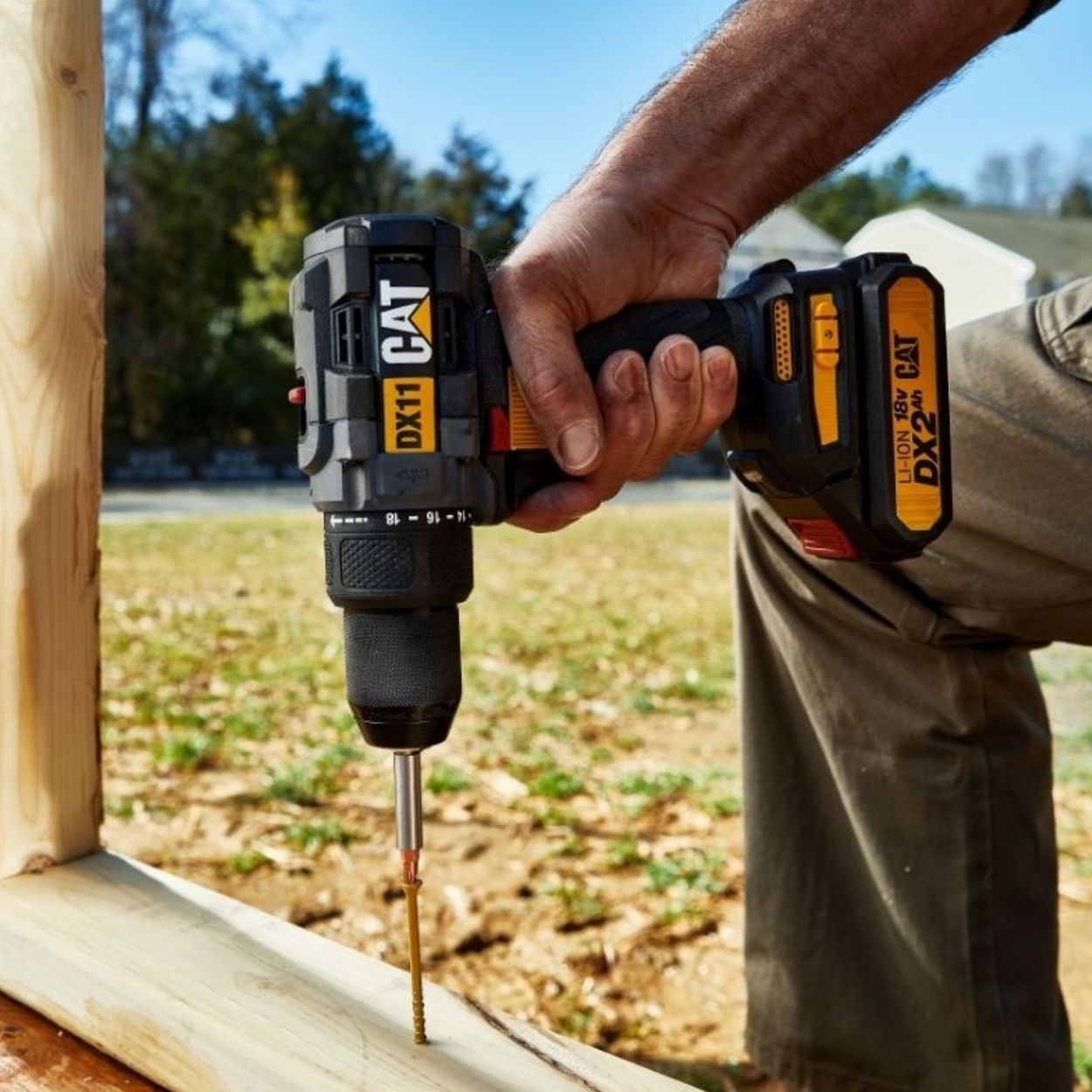 Cat Drill Driver DX11 Brushless 18V 2 x 2.0Ah