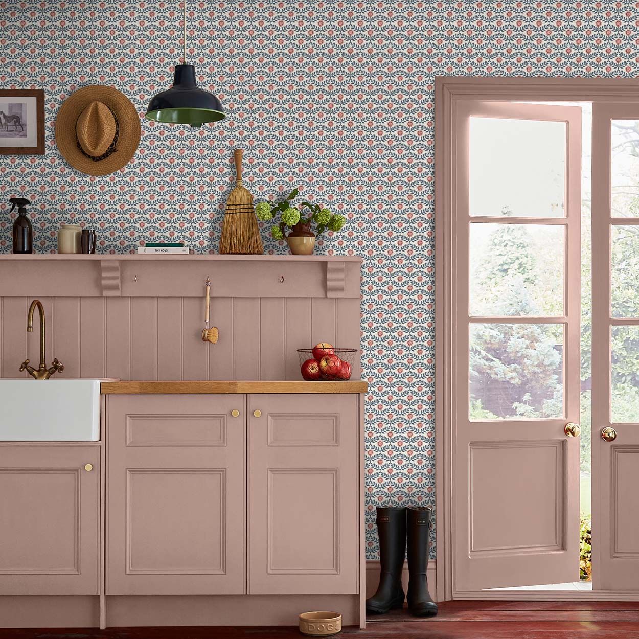 Joules Stately Floral Print Cream/Blue Wallpaper