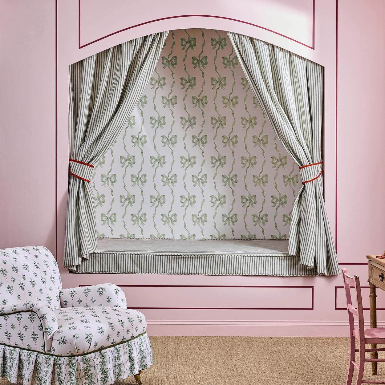 Cath Kidston Ribbon Bow Sage Wallpaper