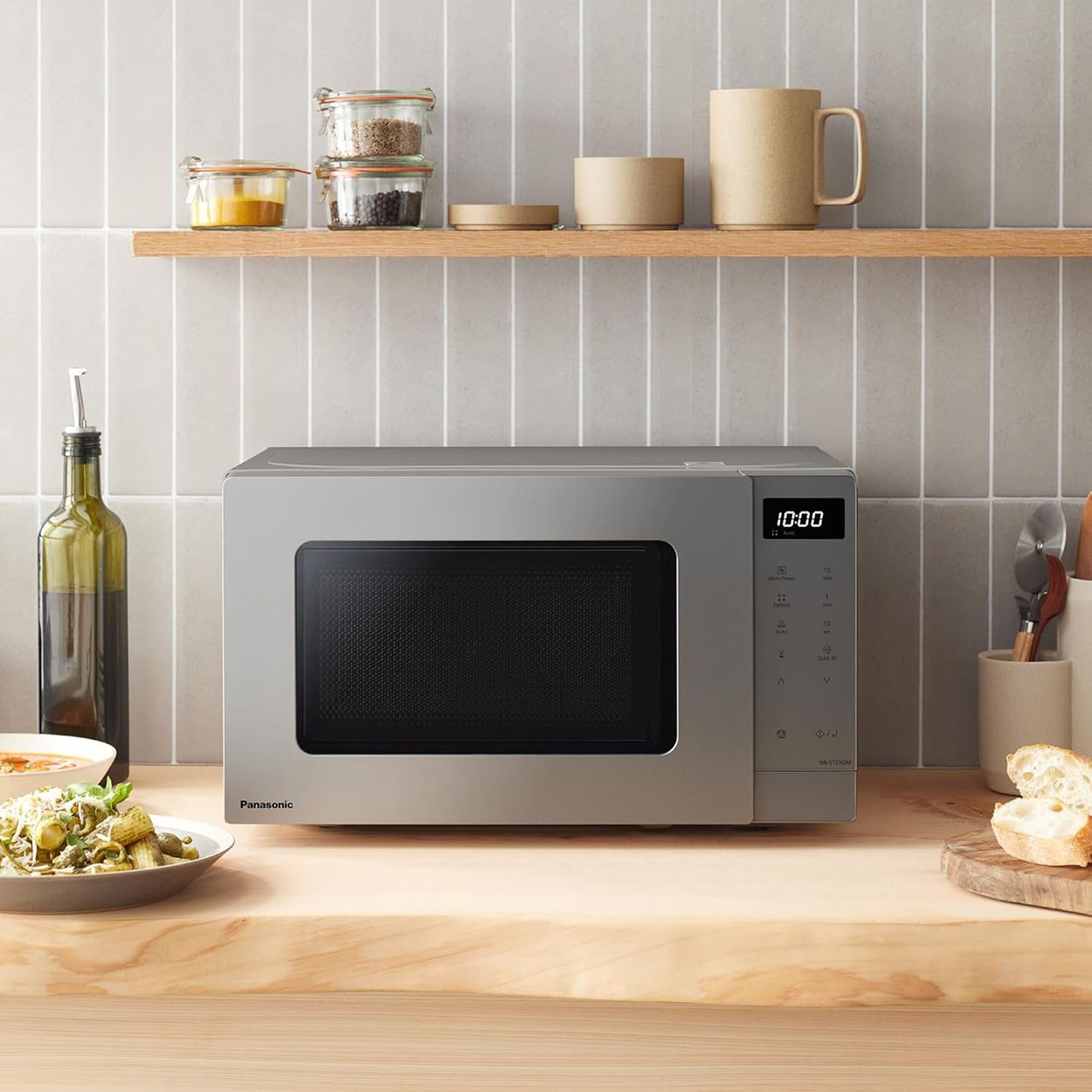 Panasonic Compact Solo Microwave Silver