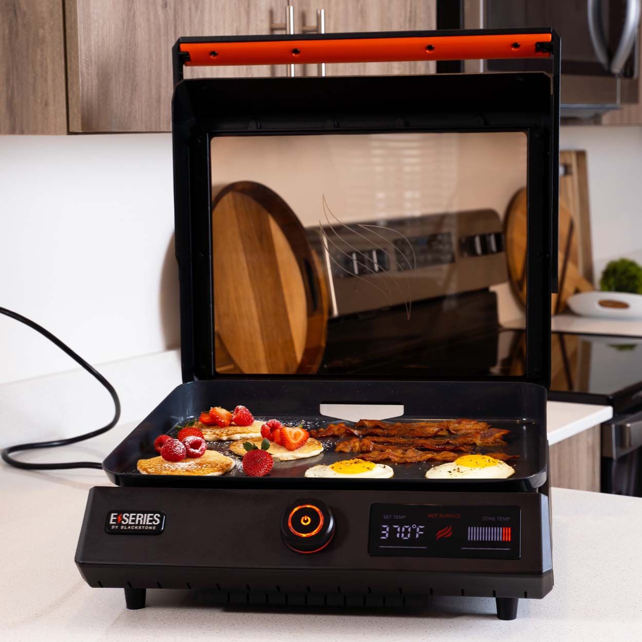 Blackstone E Series 17 Inch Electric Griddle With Hood
