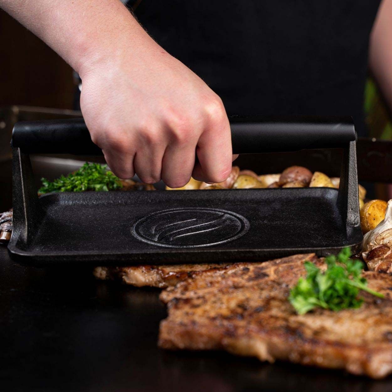 Blackstone Cast Iron Griddle Press 25Cm By 14Cm