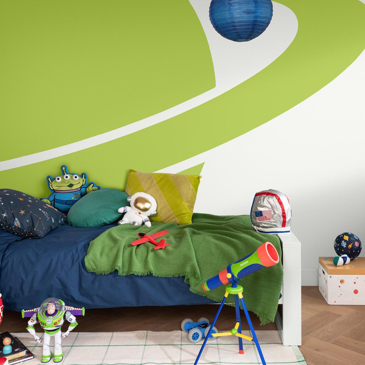 Dulux Easycare Washable & Tough Disney Pixar Toy Story Infinity Green 1.25L