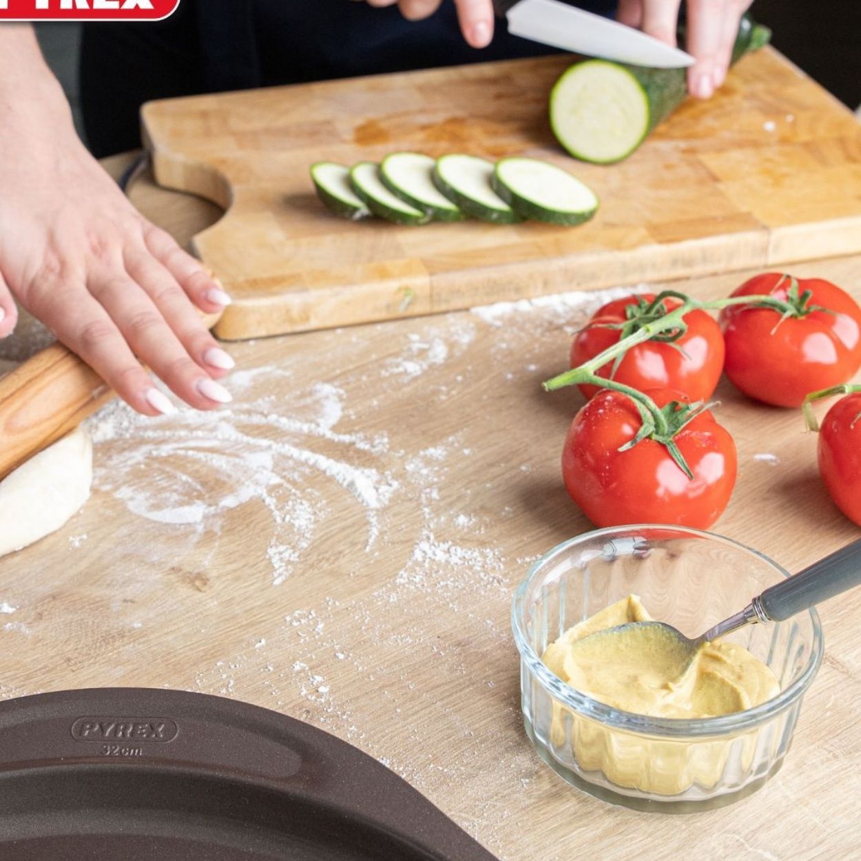 Pyrex Classic 9cm Glass Ramekin