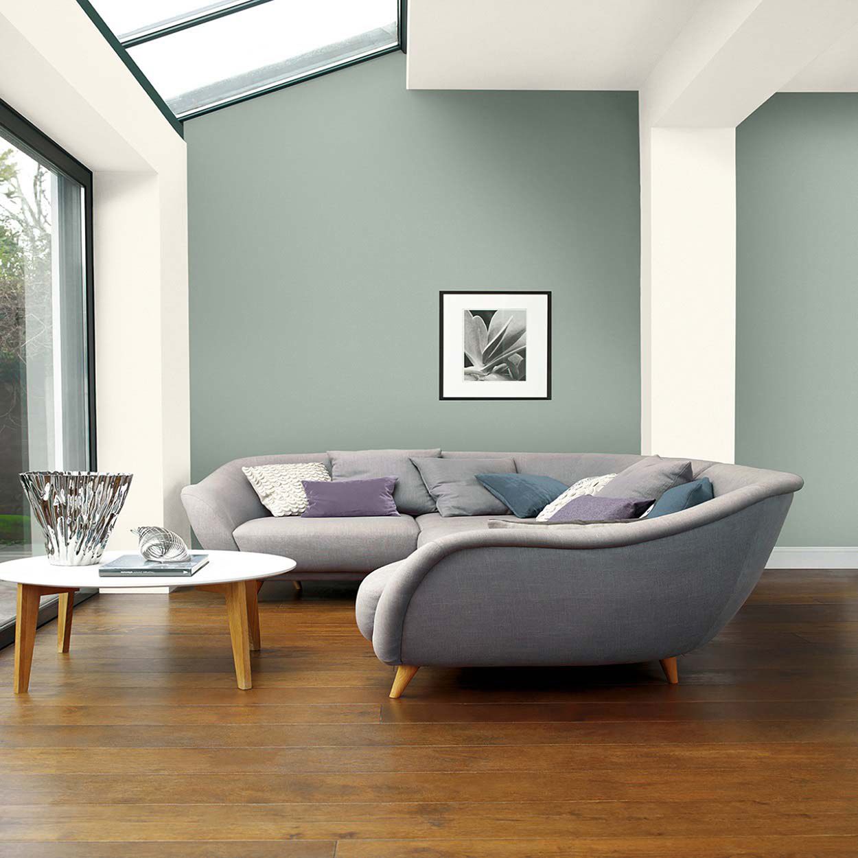 Dulux Easycare Washable & Tough Matt Ivory White 5L