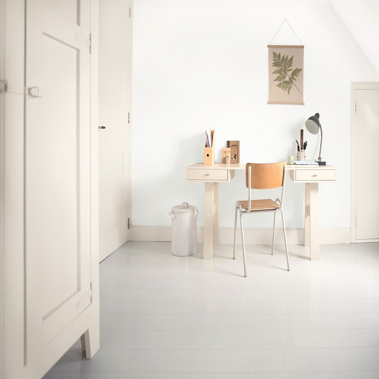 Dulux Vinyl Silk Pure Brilliant White 5L