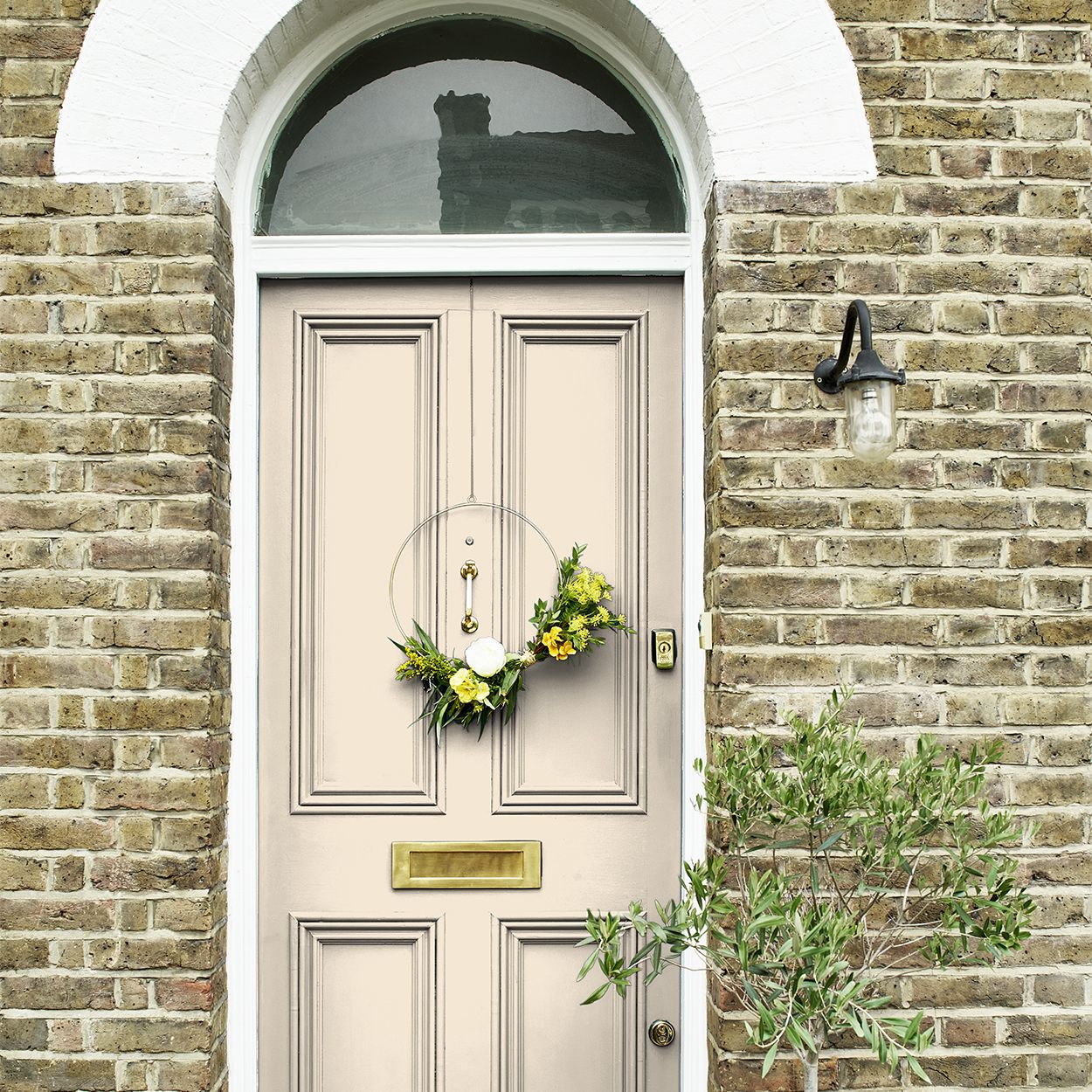 Dulux High Gloss Magnolia 2.5L