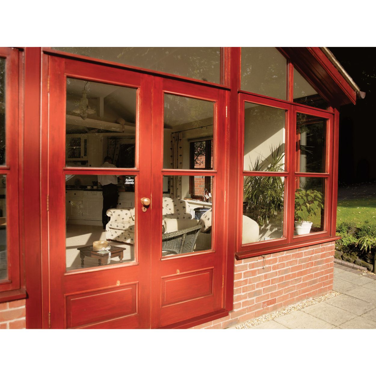 Ronseal 750ml Quick Drying Woodstain Satin Deep Mahogany