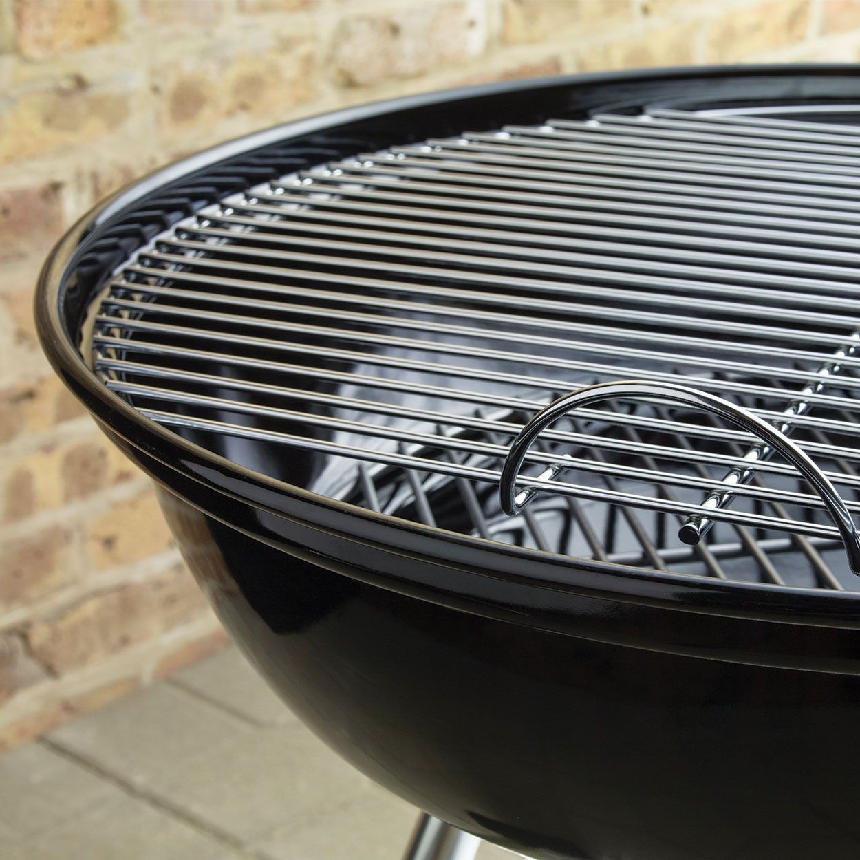Weber 47cm Compact Kettle BBQ Black
